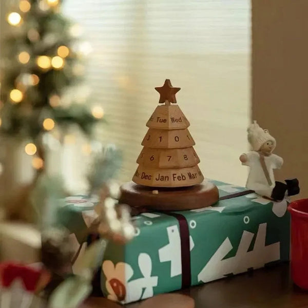 Wooden Christmas Tree Perpetual Calendar for gift